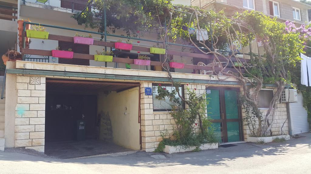 Hrstich Apartments Drasnice Bagian luar foto