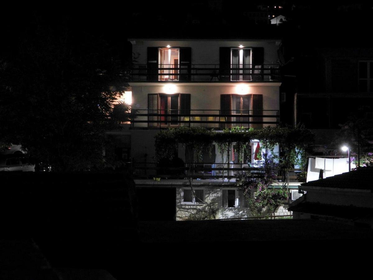 Hrstich Apartments Drasnice Bagian luar foto
