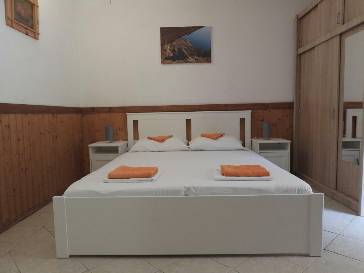 Hrstich Apartments Drasnice Bagian luar foto